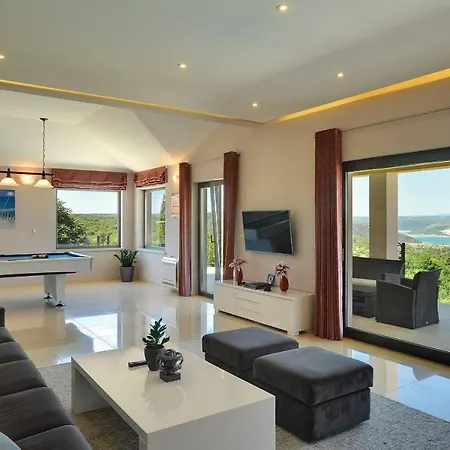 Rachele Rakalj Villa