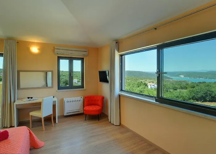 Rachele Rakalj Villa *