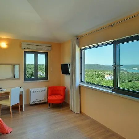 Rachele Rakalj Villa *
