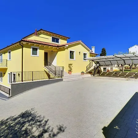 Rachele Rakalj Villa *